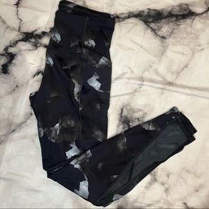 NWOT All In Motion High Waist Workout Leggings Medium